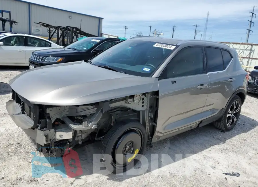 YV4162UL8M2444933 Photo# 1