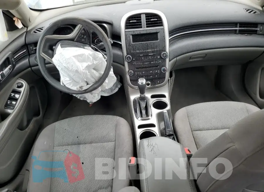1G11B5SL1FF242152 Photo# 8