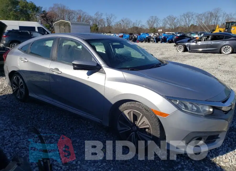 19XFC1F35HE032289 Photo# 4