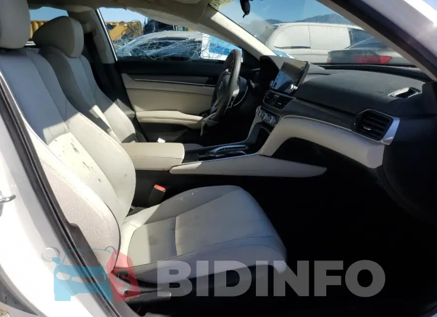 1HGCV3F14MA015635 Photo# 7
