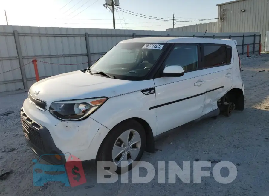 KNDJN2A21F7223875 Photo# 1