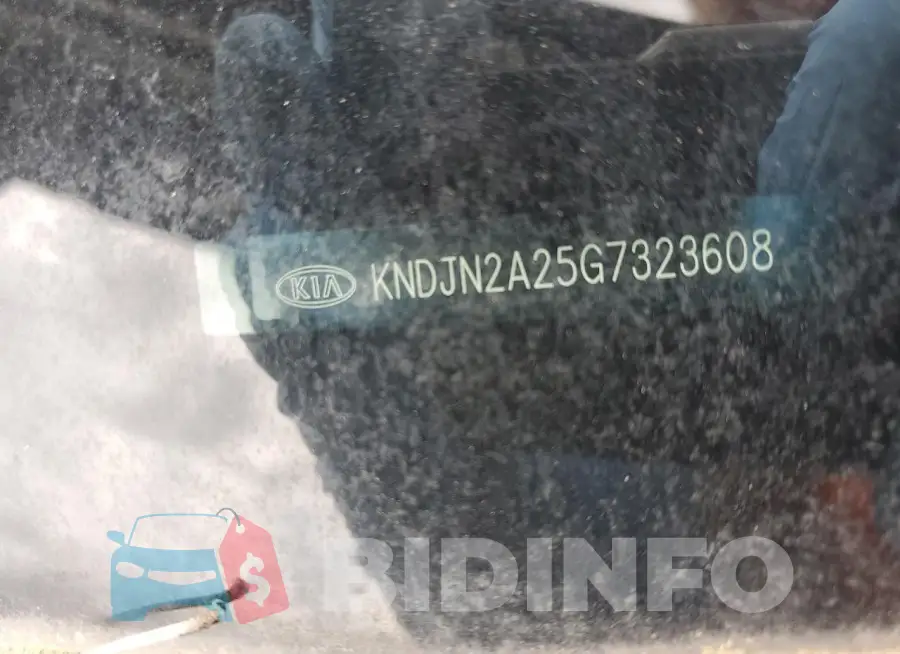KNDJN2A25G7323608 Photo# 12