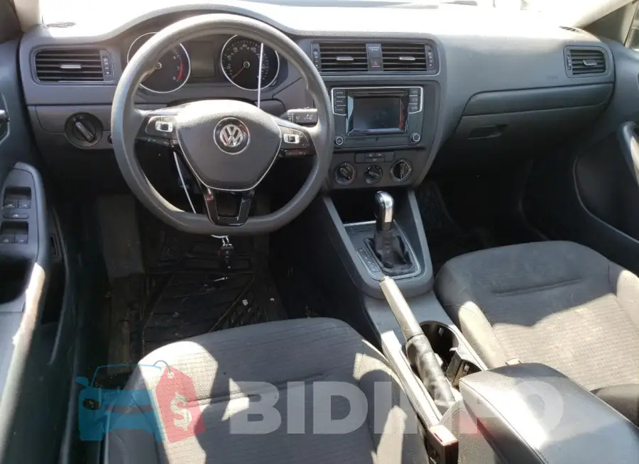 3VW267AJ3GM204576 Photo# 8