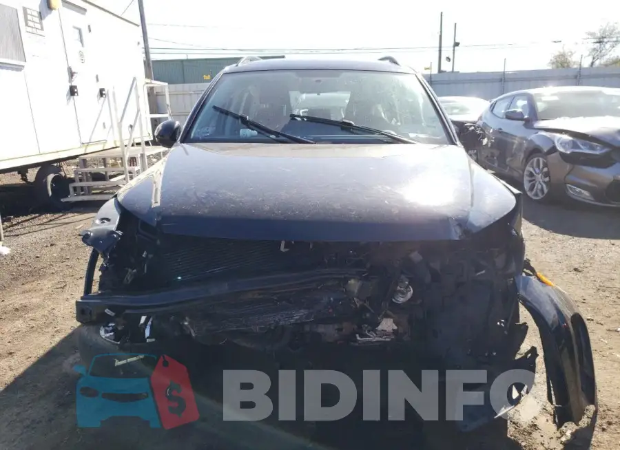 WVGBV7AX7JK005843 Photo# 5