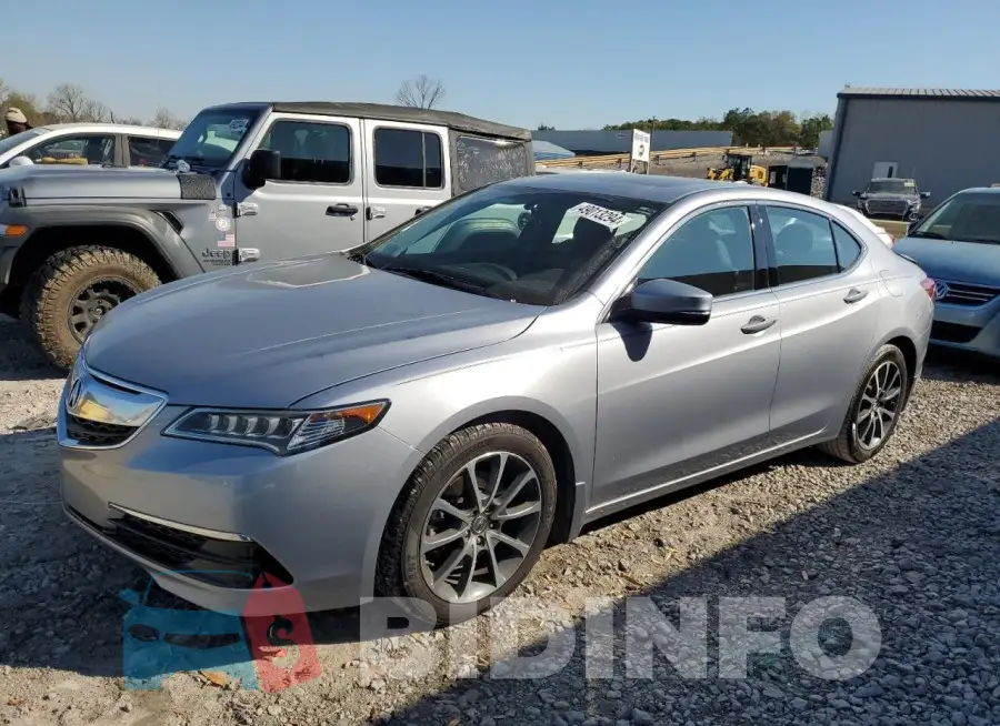 19UUB2F35FA012271 Photo# 1