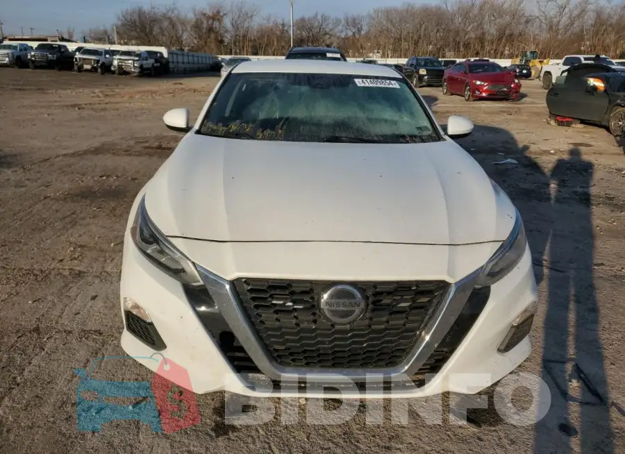 1N4BL4CV3LC148134 Photo# 5
