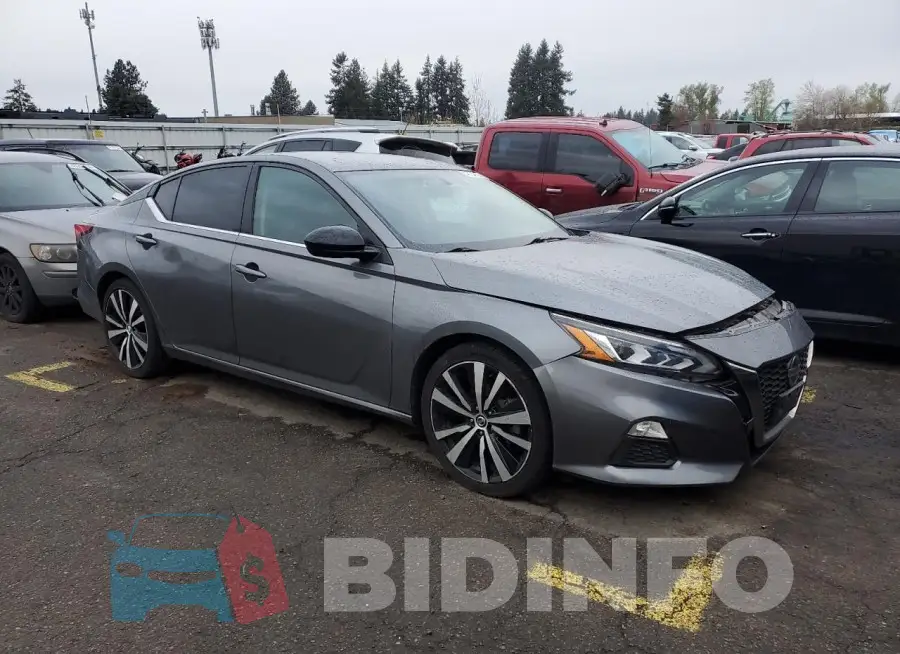 1N4BL4CV9KC139937 Photo# 4