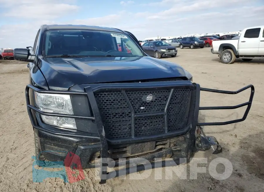 1N6AA1EC9PN102918 Photo# 5