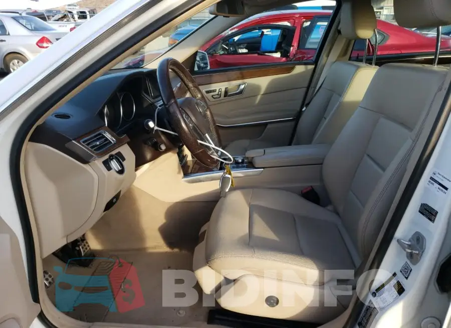 WDDHF8JB1FB156566 Photo# 7