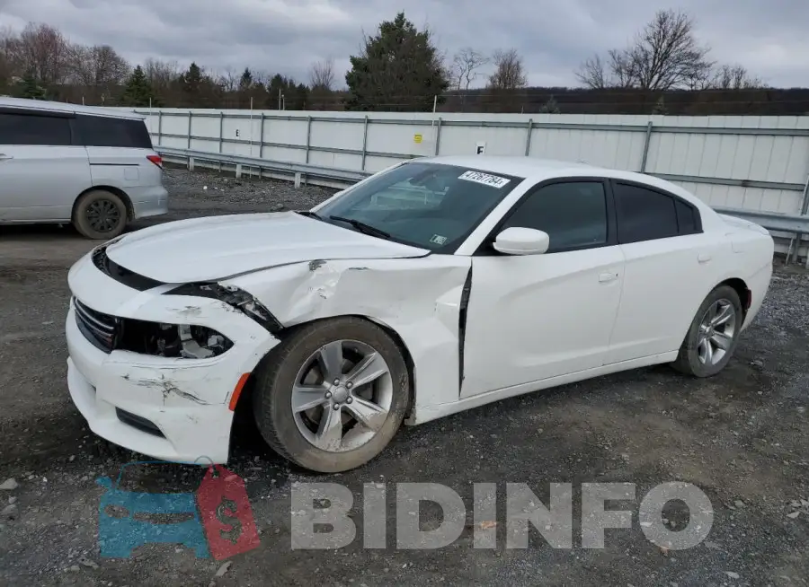 2C3CDXBG5FH732072 Photo# 1