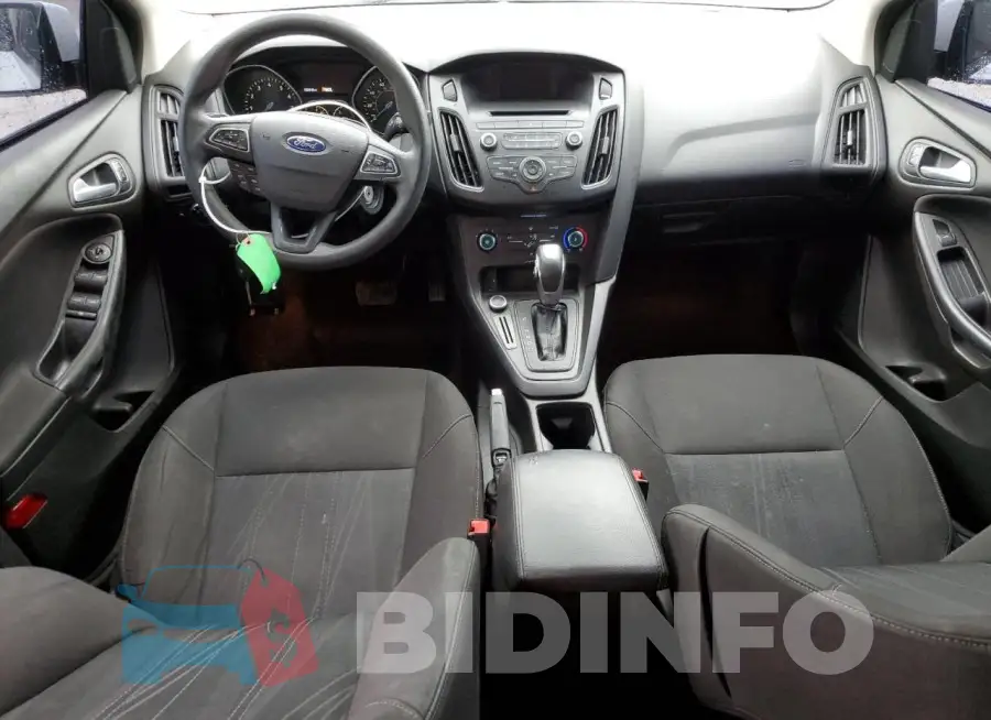1FADP3F26GL263647 Photo# 8