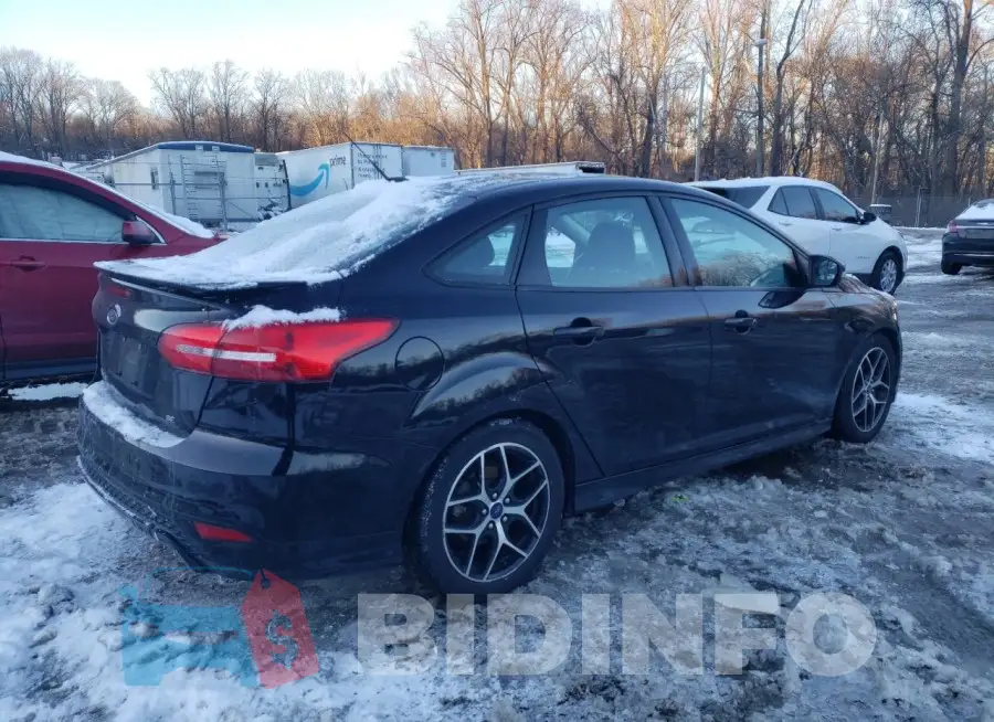 1FADP3F28GL385913 Photo# 3