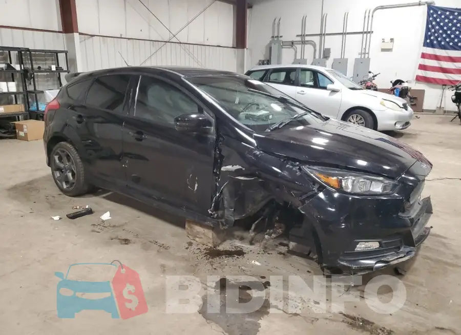 1FADP3L91GL324632 Photo# 4