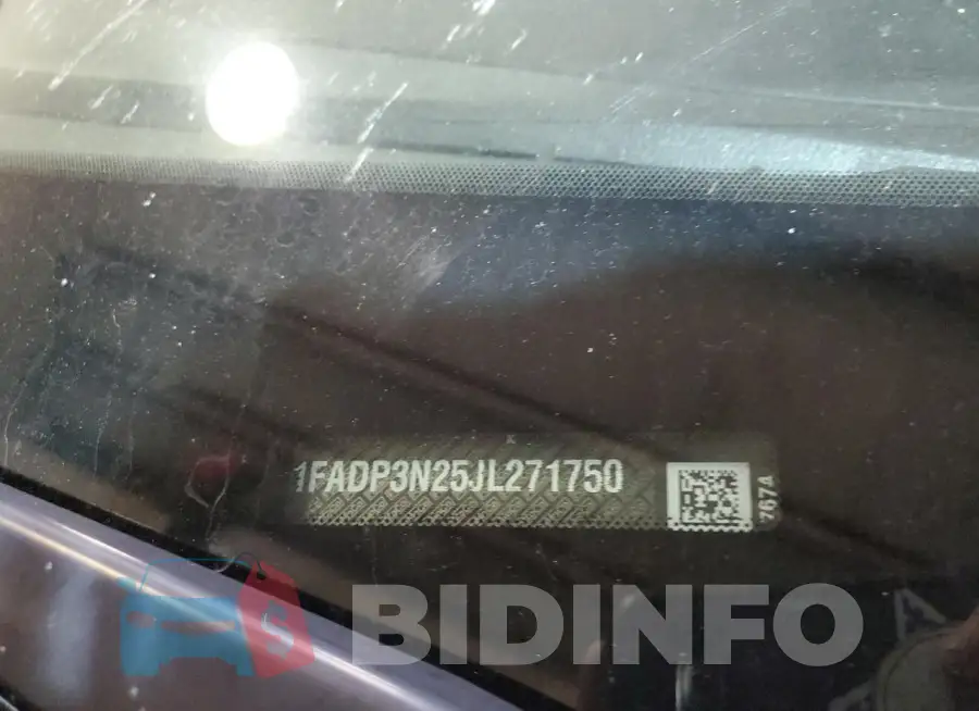 1FADP3N25JL271750 Photo# 12