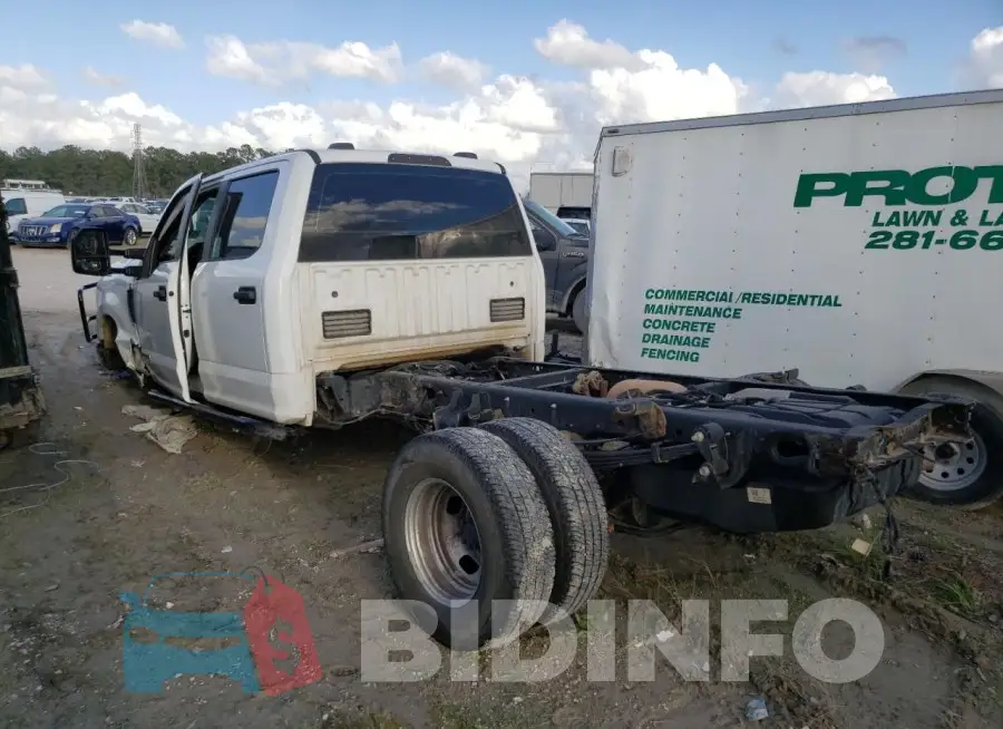 1FD8W3HTXMED58793 Photo# 2