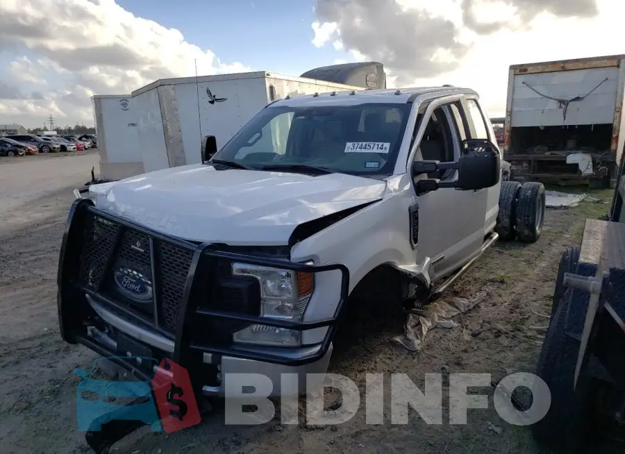 1FD8W3HTXMED58793 Photo# 1