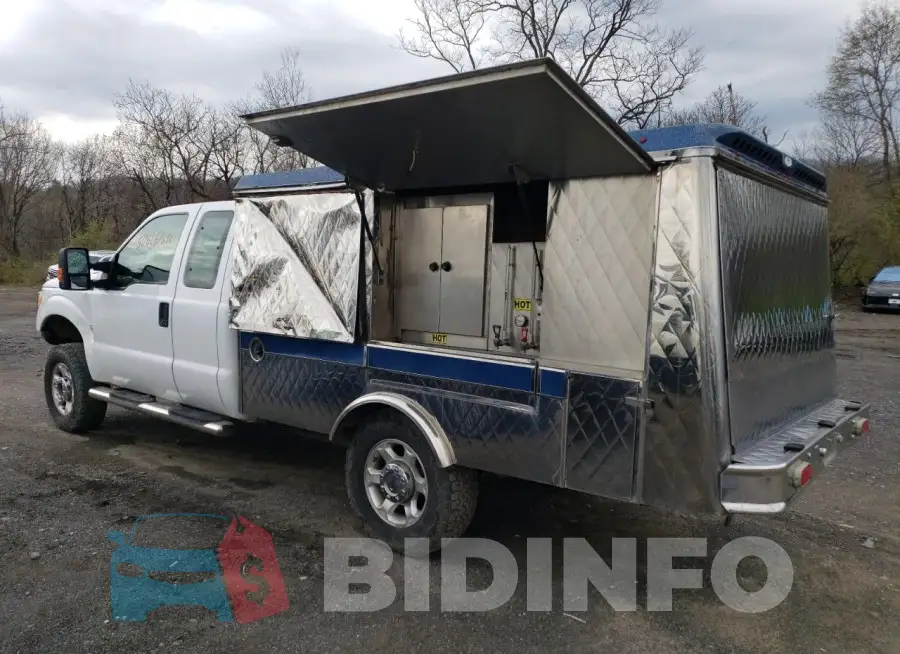 1FT7X2B67GEB47274 Photo# 2