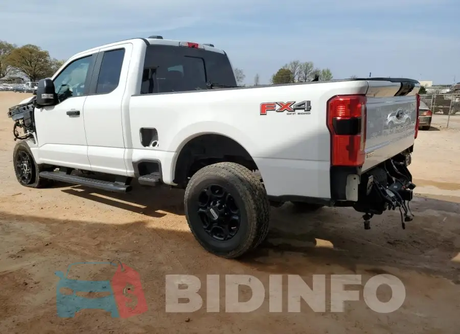 1FT8X2BN6PEC39939 Photo# 2