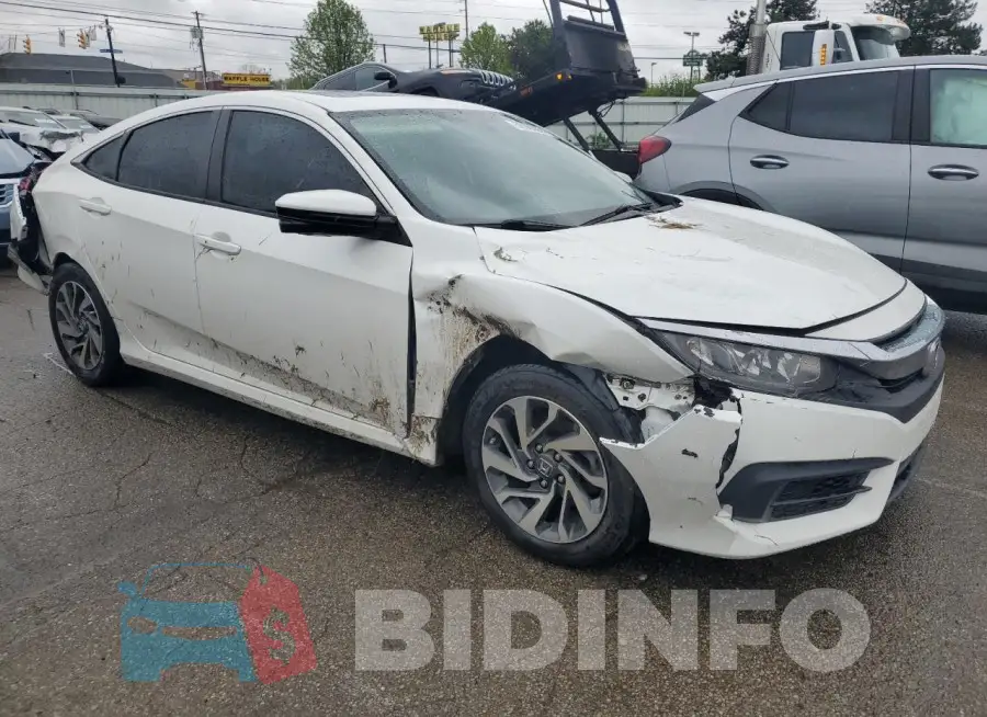 19XFC2F71HE038244 Photo# 4