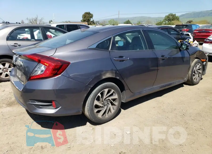 19XFC2F76HE213667 Photo# 3