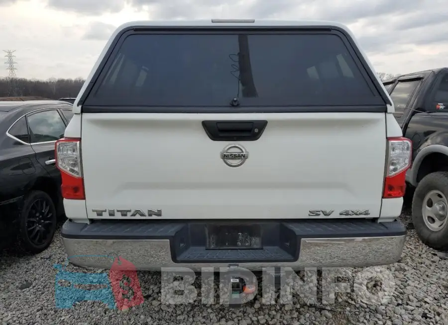 1N6AA1EJ5JN501900 Photo# 6