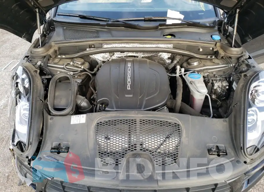 WP1AA2A5XJLB18370 Photo# 11