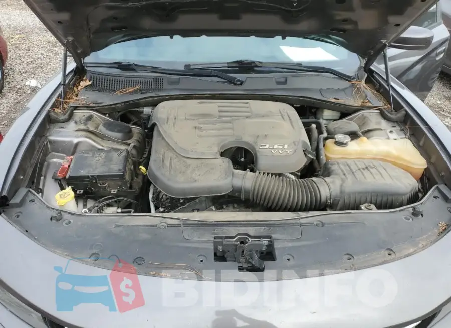 2C3CDXBG2FH724897 Photo# 11