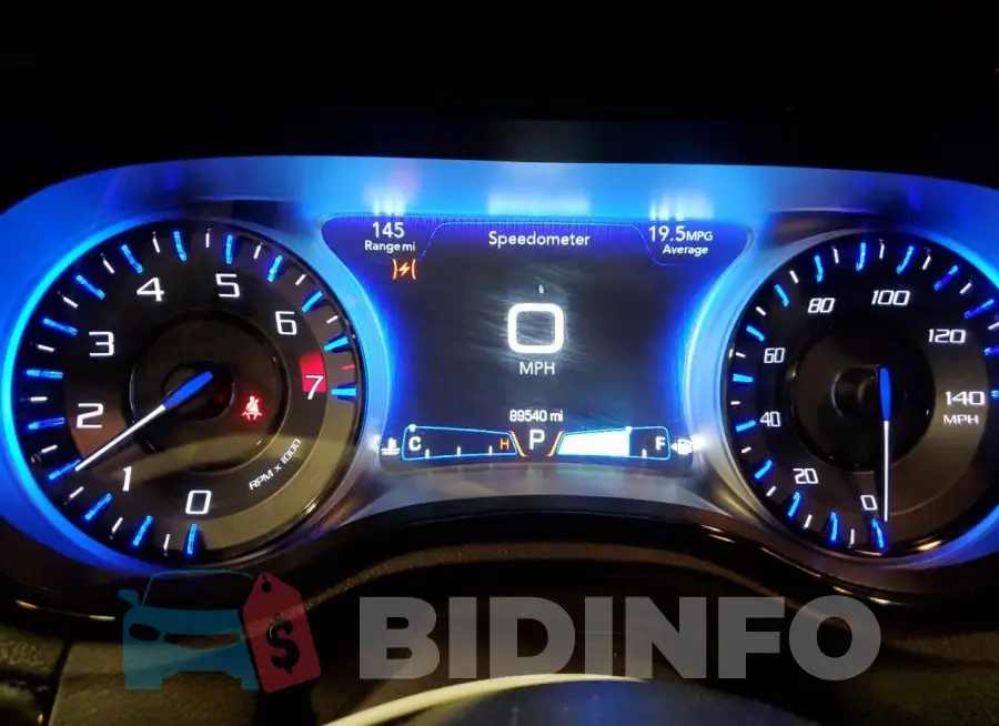2C3CCAGG9HH507570 Photo# 9