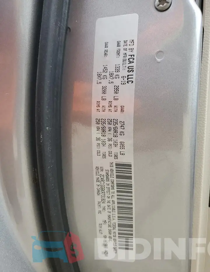 2C4RC1GG6KR731824 Photo# 14