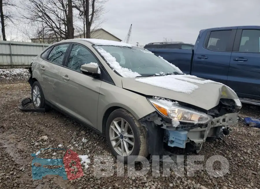 1FADP3F23GL312352 Photo# 4