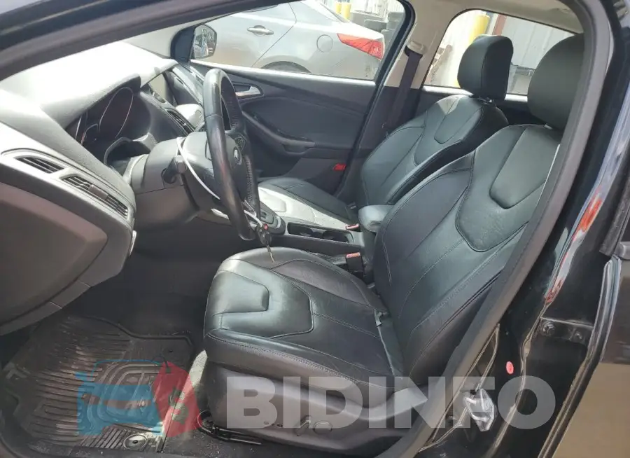 1FADP3K2XFL310666 Photo# 7