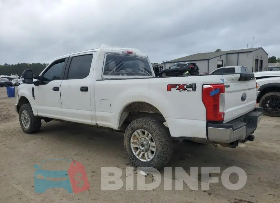 1FT7W2B64JEB87645 Photo# 2