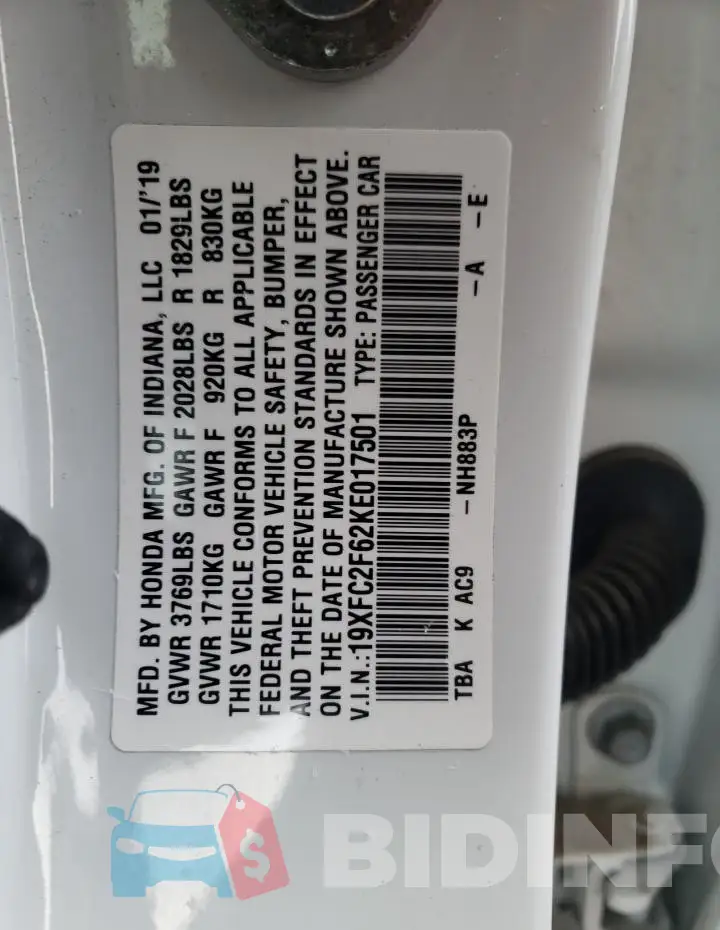 19XFC2F62KE017501 Photo# 12