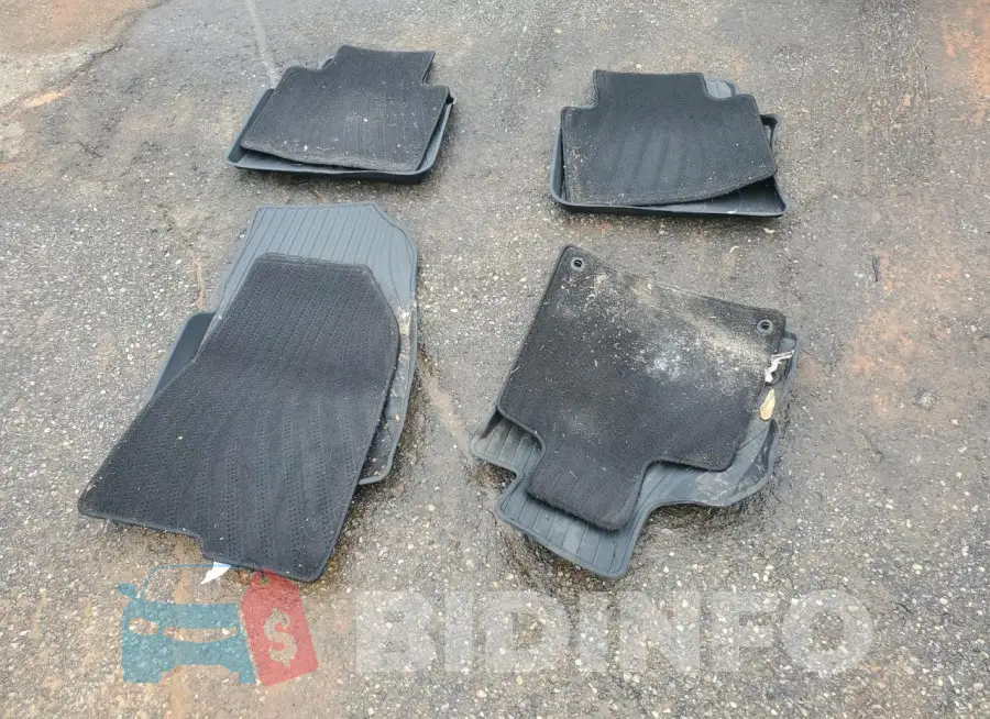 1HGCV1F18KA090193 Photo# 12