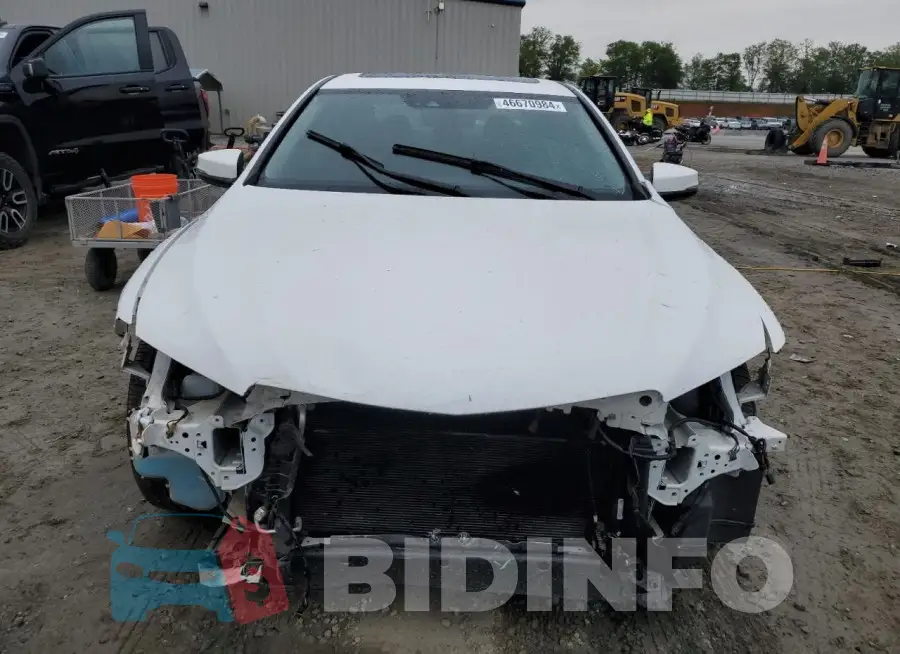 19UUB1F50HA009325 Photo# 5