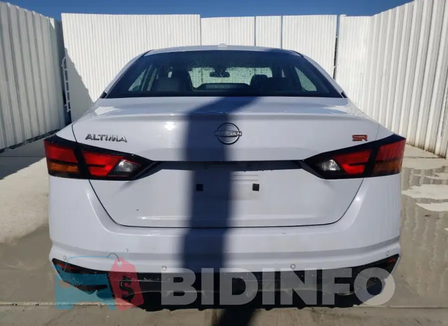 1N4BL4CV9PN385513 Photo# 6