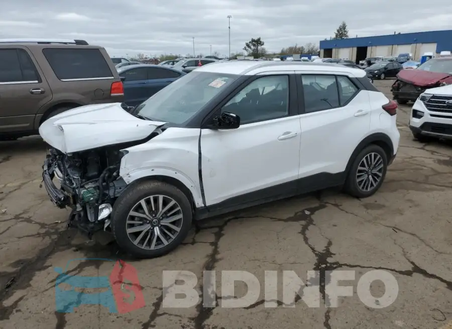 3N1CP5CV1ML503884 Photo# 1