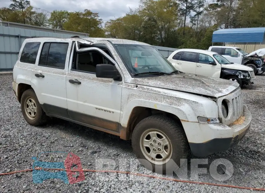 1C4NJRBB0FD370128 Photo# 4