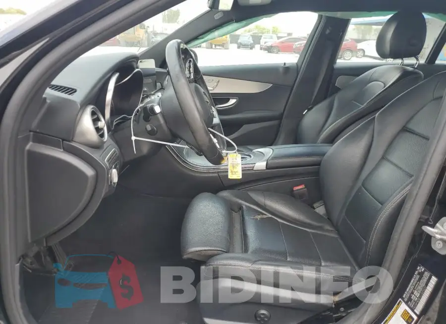 55SWF8DB1LU323237 Photo# 7