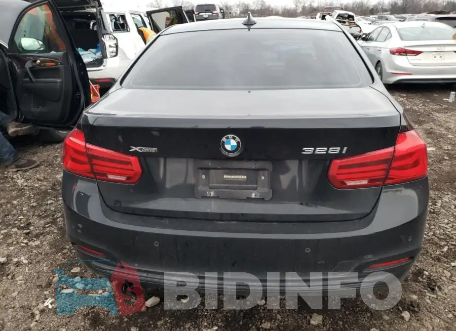 WBA8E3G55GNT81037 Photo# 6