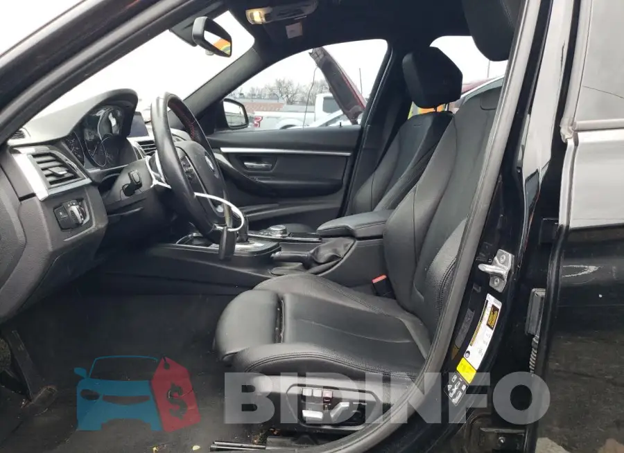 WBA8E3G55GNT81037 Photo# 7