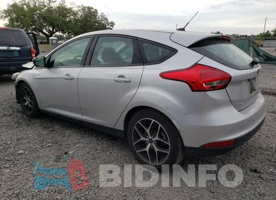 1FADP3M22HL212795 Photo# 2