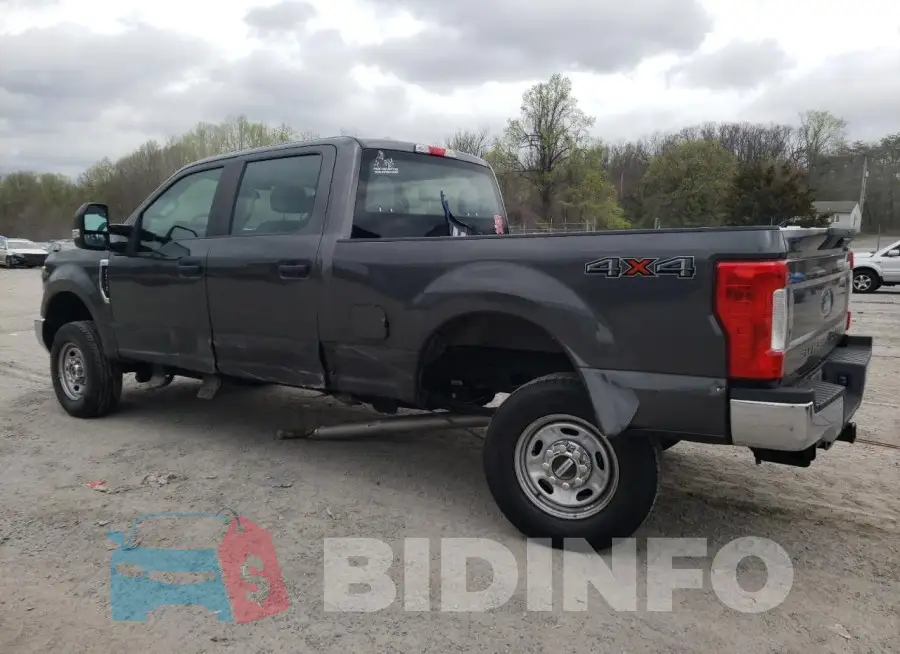 1FT7W2B66JEB33666 Photo# 2