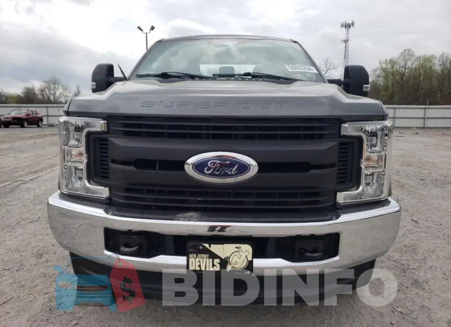 1FT7W2B66JEB33666 Photo# 5