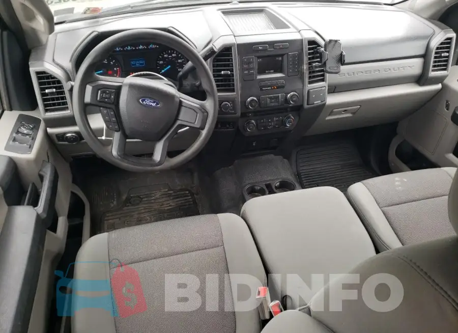 1FT7W2B66JEB33666 Photo# 8