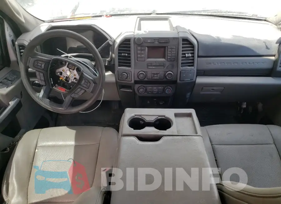 1FT7X2A62KEE93937 Photo# 8