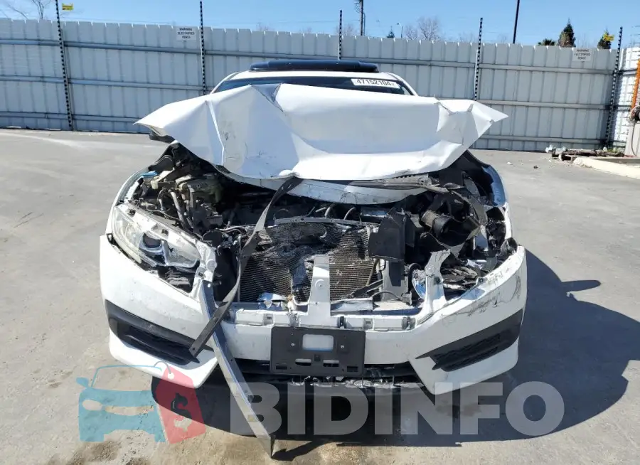 19XFC2F76GE054437 Photo# 5
