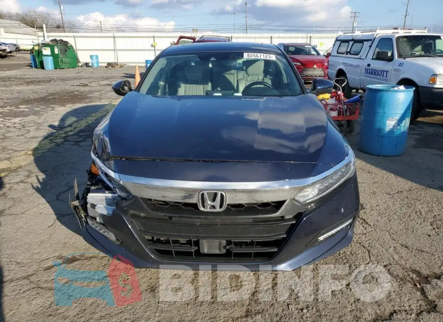 1HGCV3F60JA003425 Photo# 5