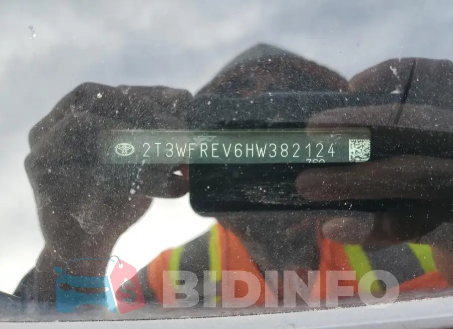 2T3WFREV6HW382124 Photo# 12