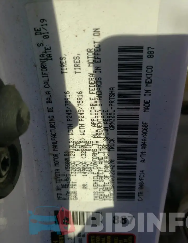 3TMCZ5AN9KM224278 Photo# 12